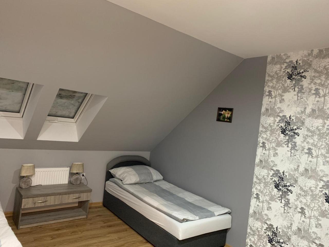 Zajazd Zacheta Kamienna Gora Exterior foto